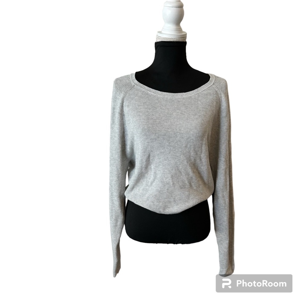 NWT Gray Express Sweater Size S Lightweight Neutral Basic Layering Soft!
